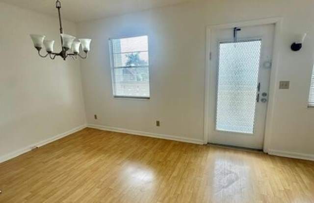 3063 Ainslie D Gallery 4
