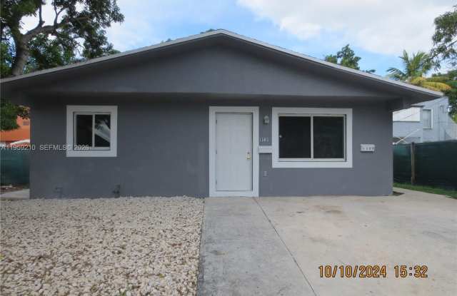 1141 NW 30th St photos photos