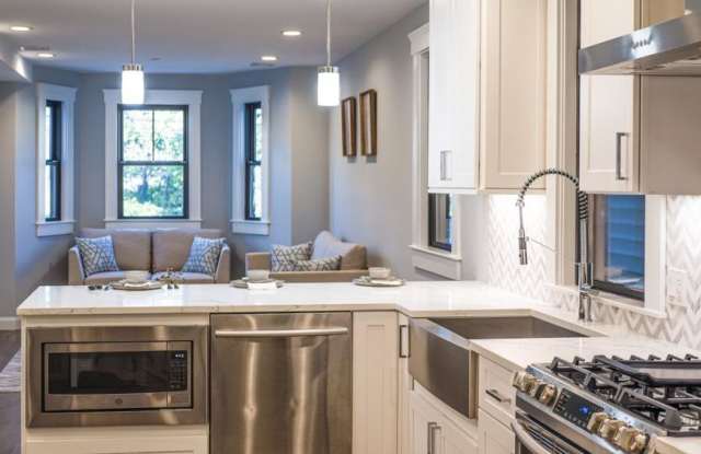 229 East Eagle St. photos photos