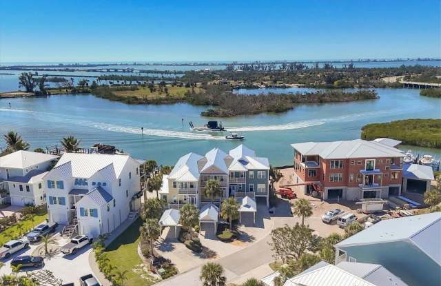 11727 ANGLERS CLUB Drive Gallery 4