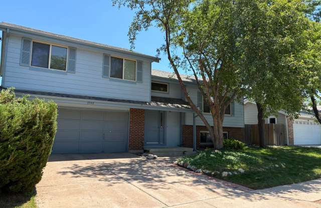 Beautiful 3-Bedroom, 3-Bath Home With Great Backyard For Hosting! photos photos