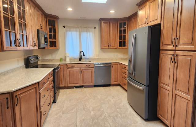 1160 Fairway Club Cir Unit 2 Gallery 2