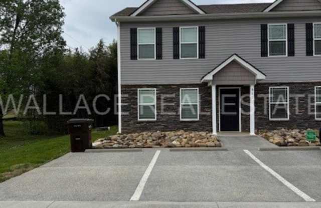 WEST KNOX CEDAR BLUFF AREA 2 BEDROOM 2.5 BATH TOWNHOUSE photos photos