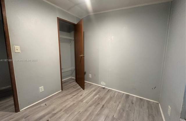 11908 Cove Pl photos photos