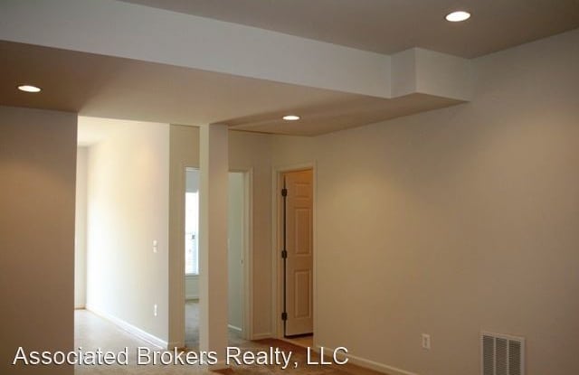 2697 Aldersgate Way Gallery 4
