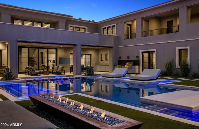 10110 E Siesta Lane photos photos