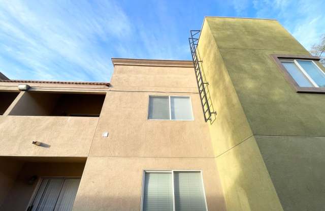 Gated Community Condo Gallery 4