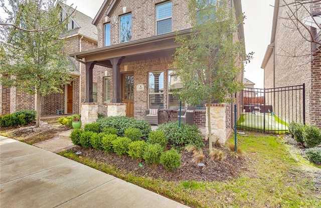 1205 Harris Hawk Way Gallery 3