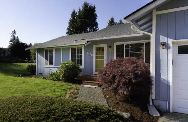 12920 Southeast 157th Place Gallery 3