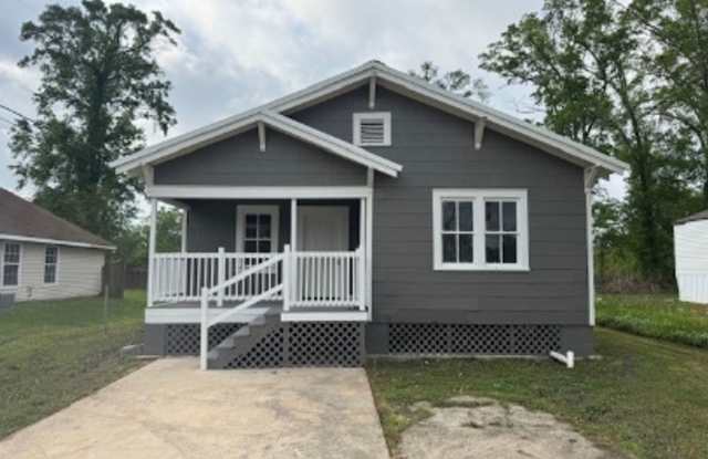 408 E Michigan Ave photos photos