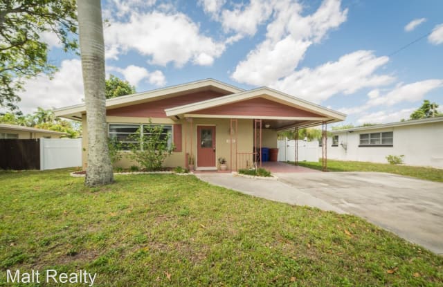 3928 La Palma Street - 3928 La Palma Street, Fort Myers, FL 33901