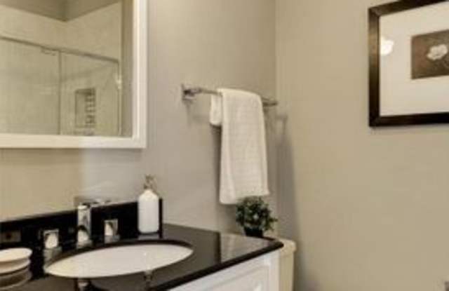 4109 5th St NW A Gallery 3