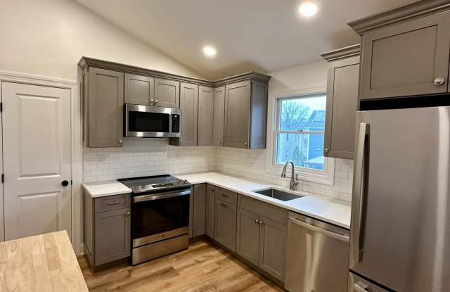 128 King Street - 128 King Street, Essex County, NJ 07110