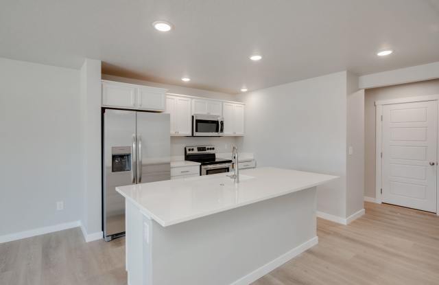 Now Leasing! Great Location, Community, Quality Living! photos photos