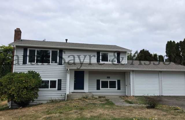 483- Fully Renovated 4 Bedroom on Quiet Cul-de-sac Gallery 1