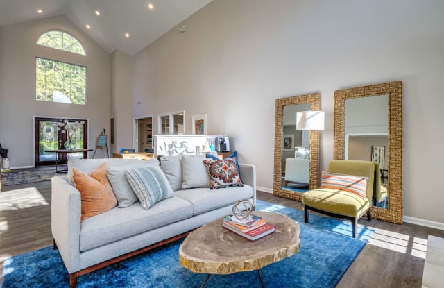 Palmetto Grove Gallery 3