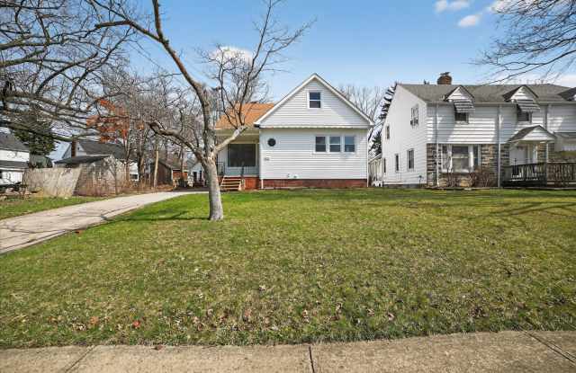 1851 BEVERLY HILLS DR photos photos