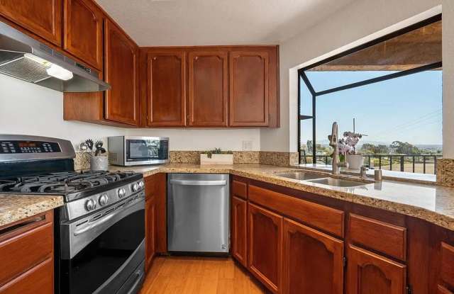 2849 E St, Unit 19 photos photos