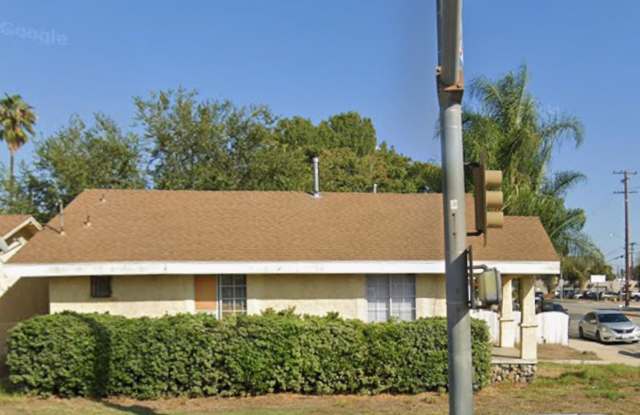1 Bedroom, 2 Bathroom House For Rent Gallery 3