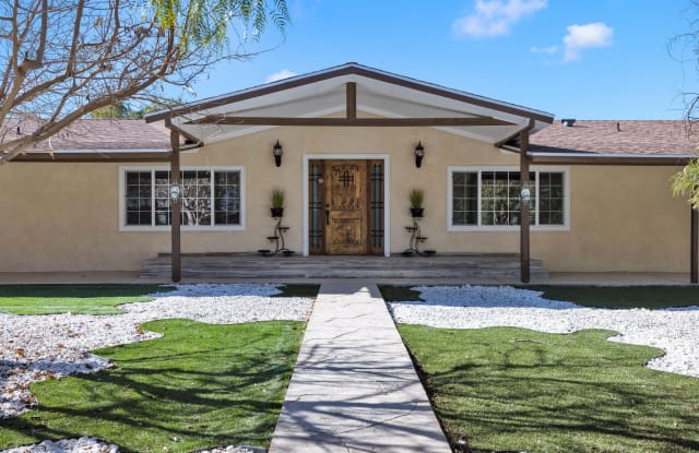 5960 E T2 - 5960 East Avenue T 2, Palmdale, CA 93552