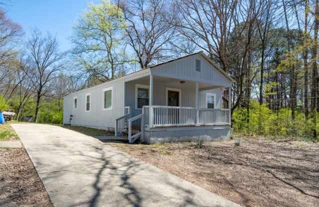 Move-In Ready Modern Makeover! Spacious 4-Bedroom Gem You’ll Love! Gallery 3