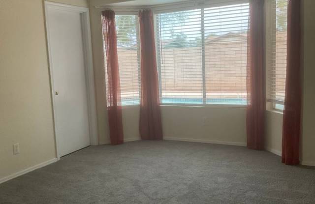 FANTASTIC 3 BED + POOL/RV GATE/WORKSHOP IN GILBERT *GILBERT/WARNER* Gallery 3
