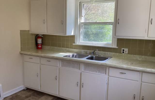 2 Bedroom Single Family Home With Detached Garage photos photos