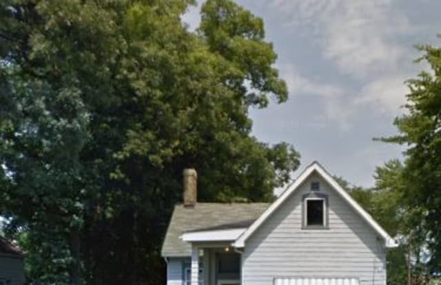 104 Van Buren St 1 - 104 Vanburen Street, Peoria, IL 61603