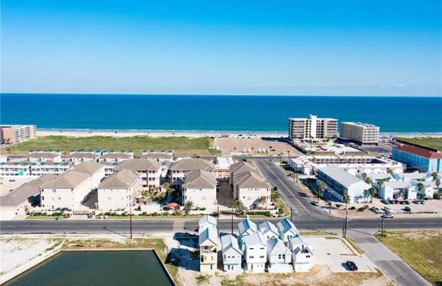 14933 Leeward Drive Gallery 4