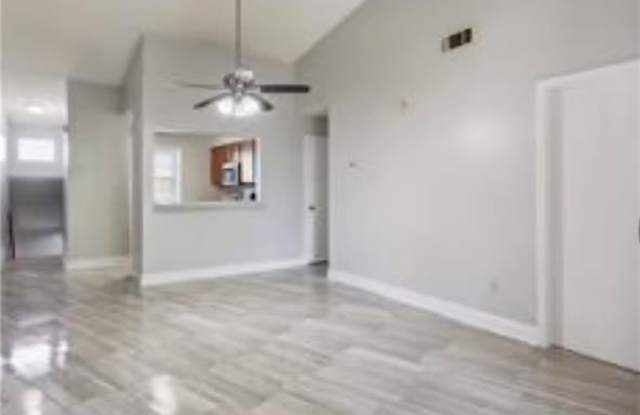 2425 OXFORD Place Gallery 2