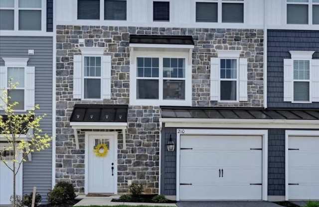 Spacious Modern 3 Bedroom Townhome in Annville, Pa photos photos