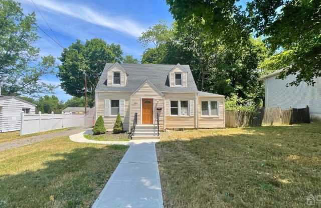 408 Ryders Lane photos photos