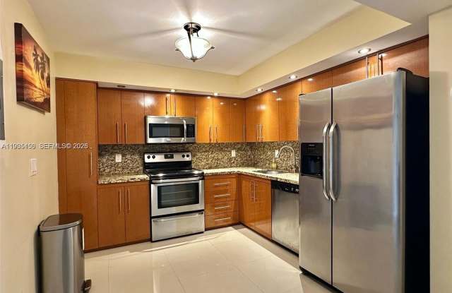 2401 S Ocean Dr photos photos