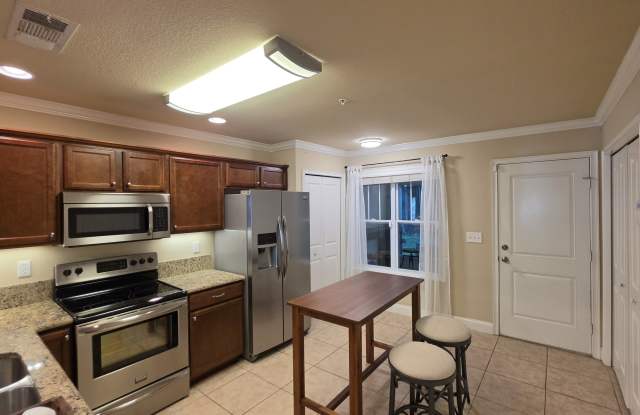4639 Southwest 48th Drive - 1#151 Gallery 3
