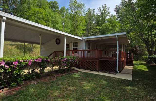$1,800 - 3 Bedroom 3 Bathroom Unfurnished Home in Tatham Mountain Park photos photos