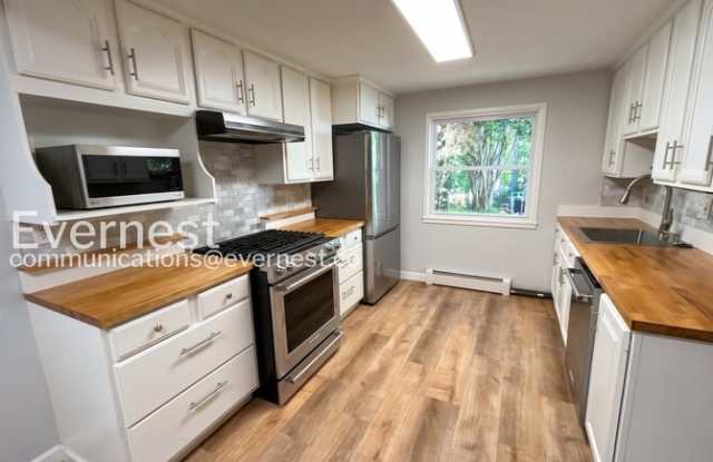 4508 Hawk Court Gallery 3