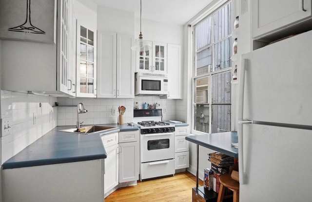 175 E 93rd St # 4343 photos photos