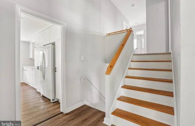 1910 STONE RIDGE LANE Gallery 3