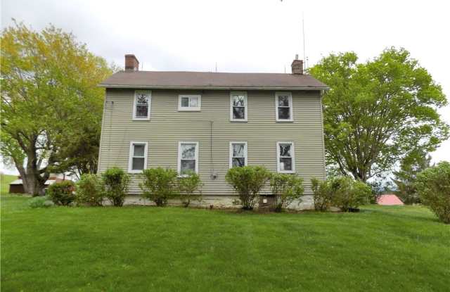 836 Little Summit Rd - 836 Little Summit Road, Fayette County, PA 15431