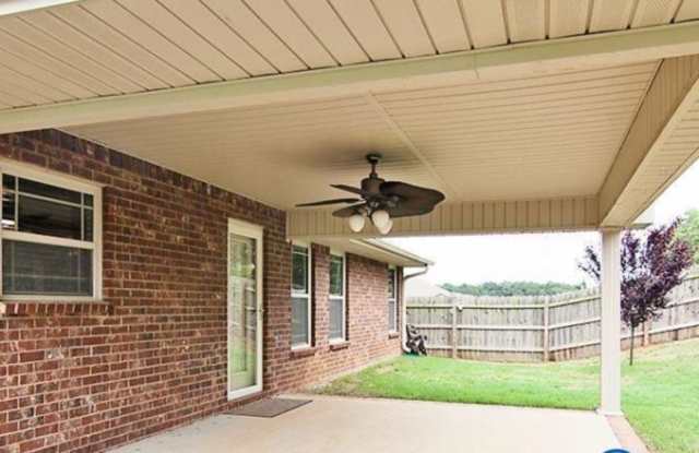 218 Fields Pond Drive Gallery 2