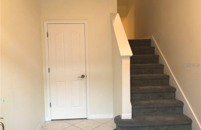 3045 POINTEVIEW DRIVE Gallery 2