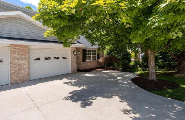 Luxury is Built-In. Not Tacked On, With this Large Duplex. photos photos