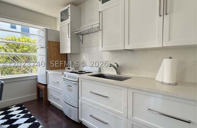 723 2nd St photos photos