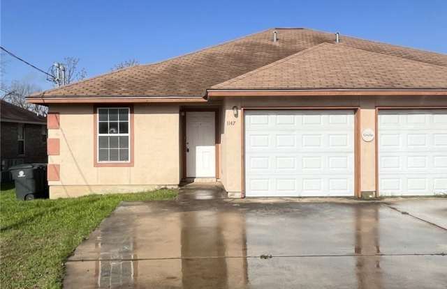 1147 MISTY ACRES - 1147 Misty Acres Drive, New Braunfels, TX 78130