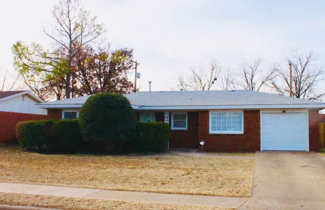 Pre Leasing for August 1st! 3 Bedroom/2 Bath/ 1 car garage photos photos