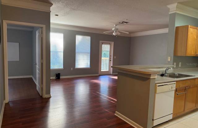 8818 VILLA VIEW Circle Gallery 4