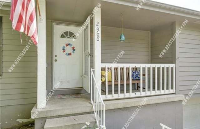 Gorgeous Blue Springs Home-Coming SOON!! Gallery 4