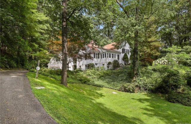 188 Titicus Road - 188 Titicus Road, Westchester County, NY 10560