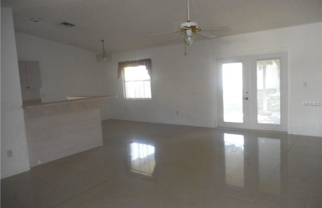 6320 CEDARBROOK DRIVE S Gallery 2