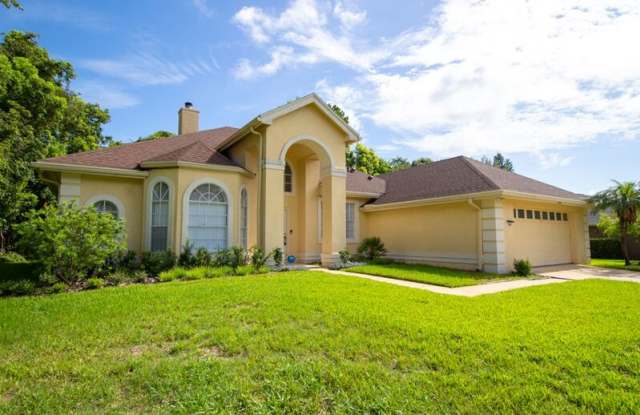 334 Sparrow Wood Ct - 334 Sparrow Wood Court, Lake Mary, FL 32746